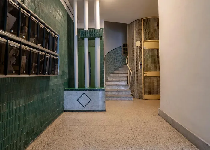 Apartment Guesthost - Dimora Del Teatro Sightly Bari